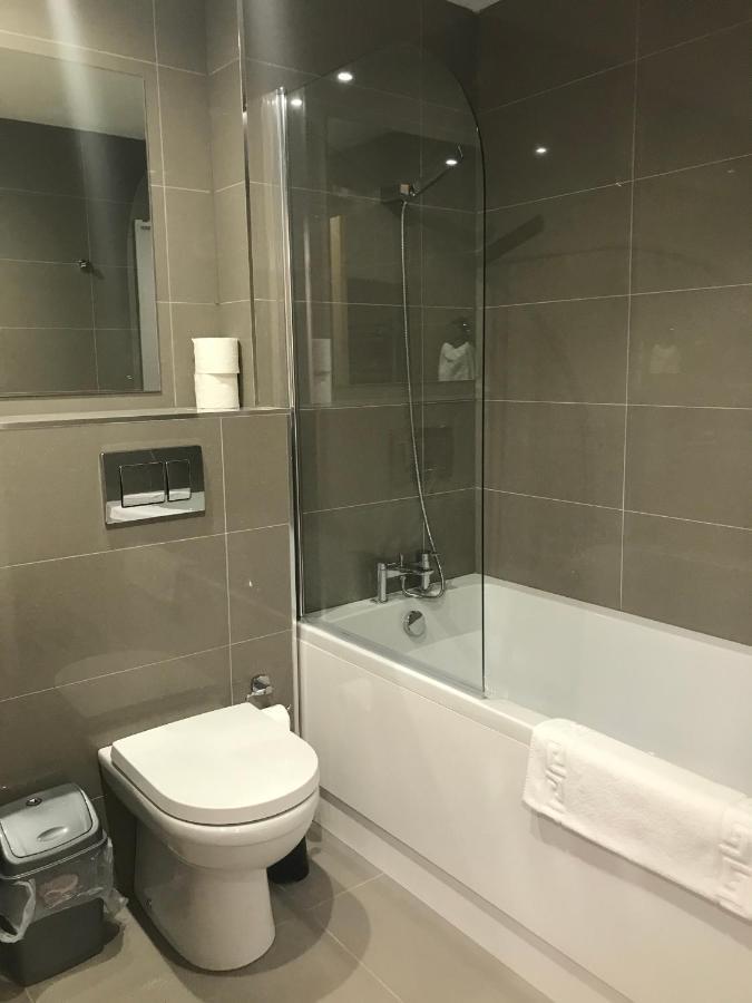 Apartments Heathrow - Hounslow Cranford Extérieur photo