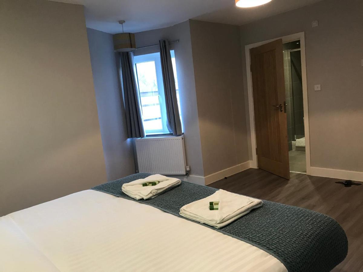 Apartments Heathrow - Hounslow Cranford Extérieur photo