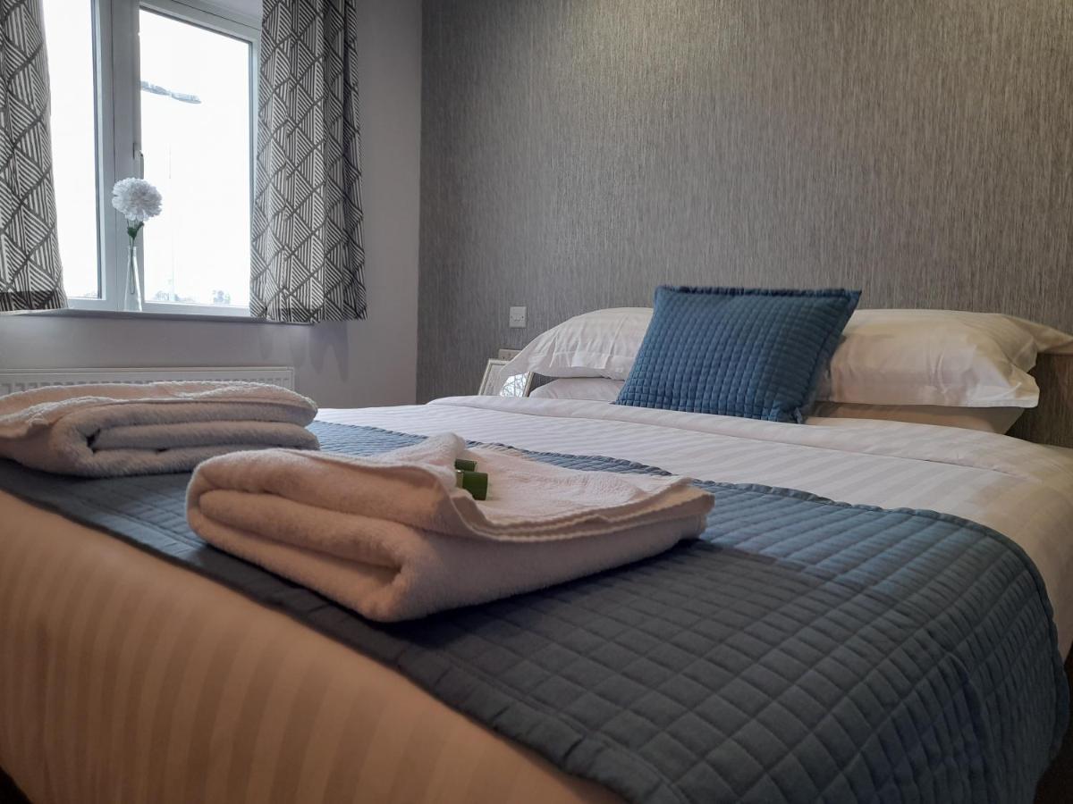 Apartments Heathrow - Hounslow Cranford Extérieur photo