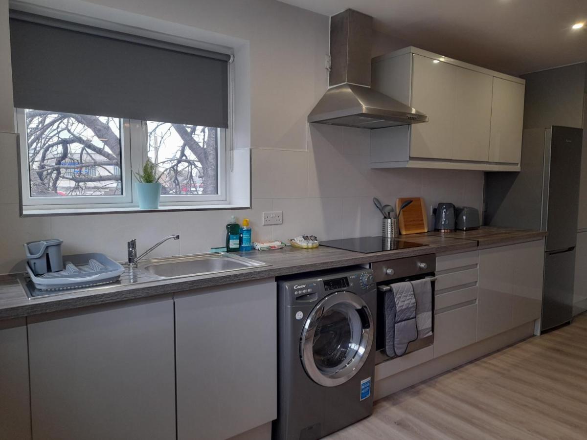 Apartments Heathrow - Hounslow Cranford Extérieur photo